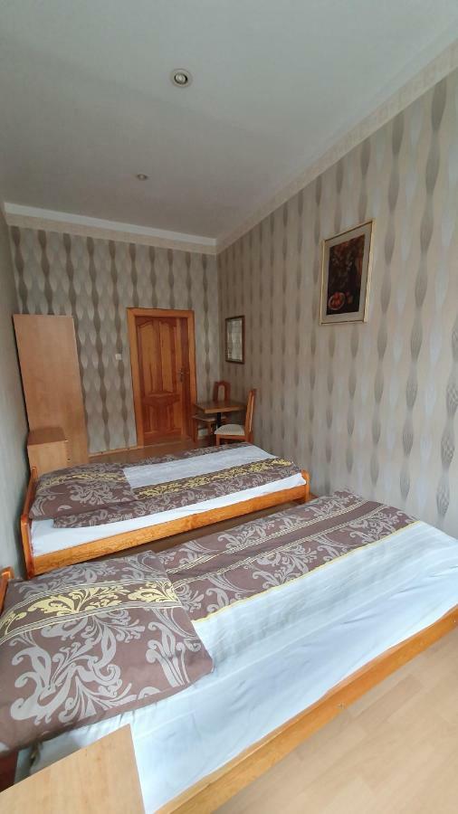 Pokoje Do Wynajecia Piastowska Międzyrzecz Buitenkant foto