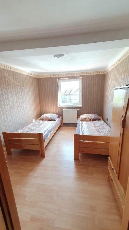Pokoje Do Wynajecia Piastowska Międzyrzecz Buitenkant foto